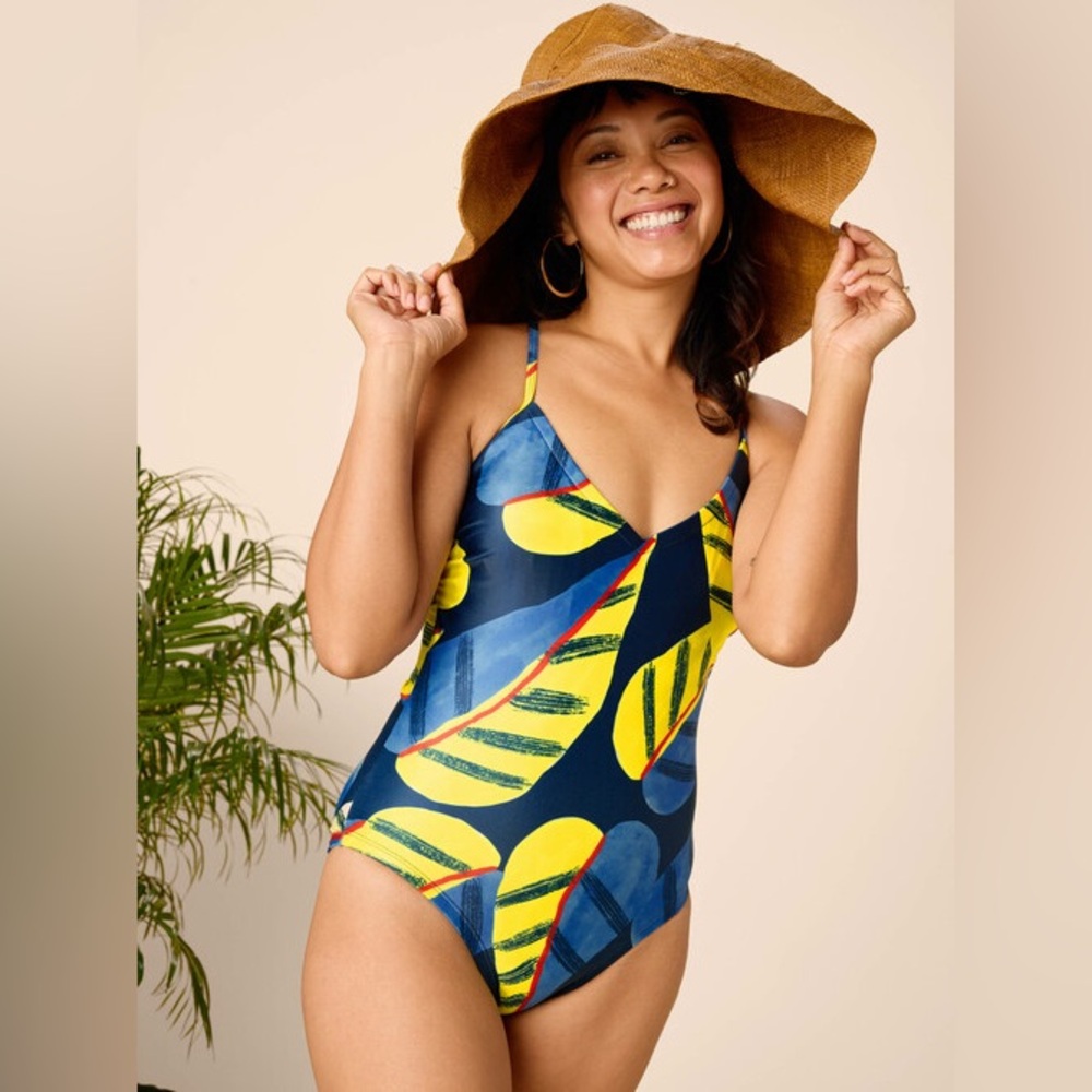NWT Tea‎ Collection | Swimsuit Adult Tropical Leaf Small Beach Pool Resortwear